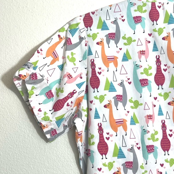 Small Llama Scrubs Top - Picture 7 of 9